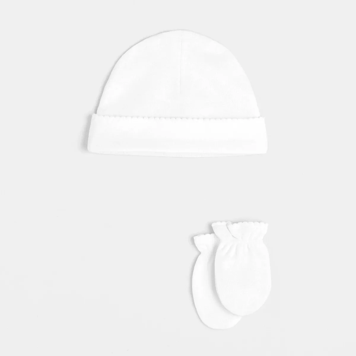 View 1 - Baby beanie and mittens set