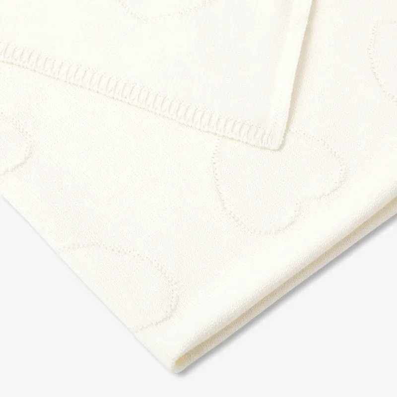 View 2 - Cotton baby blanket with a charming heart motif