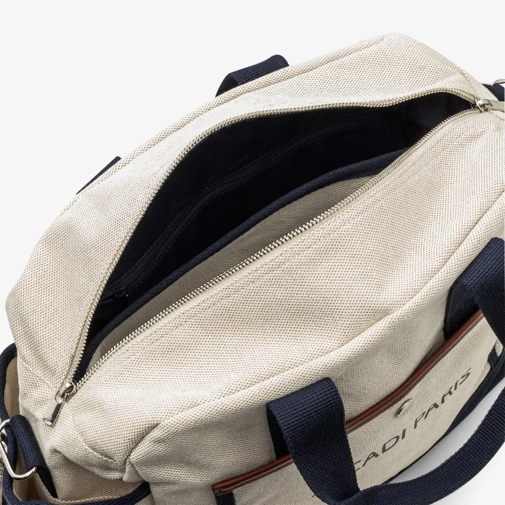 View 3 - Changing bag